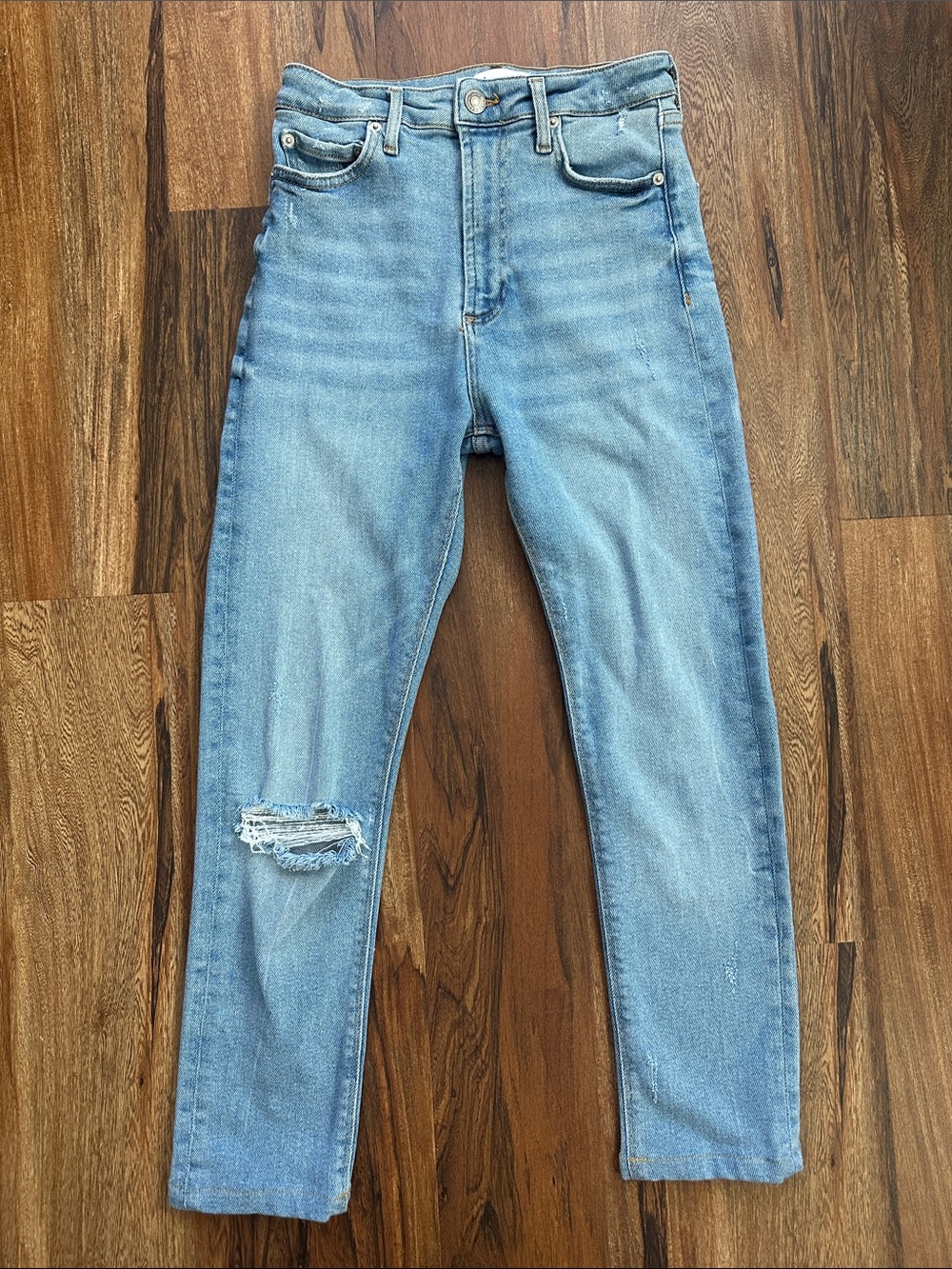 Zara Light Wash Distressed Denim Jeans Size 2